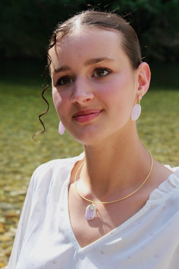 image de boucles oreilles bijou preciosa alba collection Ava bijoux en pâte argile polymère en France