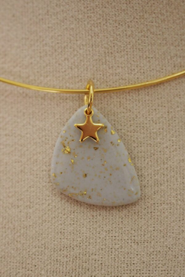 image de collier pate argile polymere preciosa alba en France vu de pres