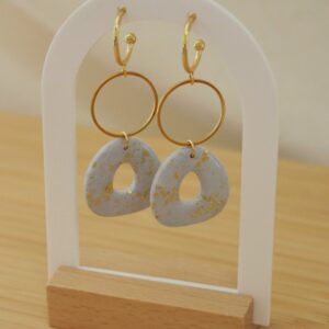 image de boucles oreilles bijou preciosa alba collection Ava bijoux en pâte argile polymère en France