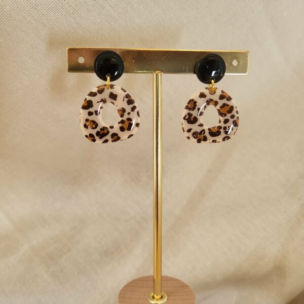 image de Boucle d oreilles Preciosa Alba leonie leopard