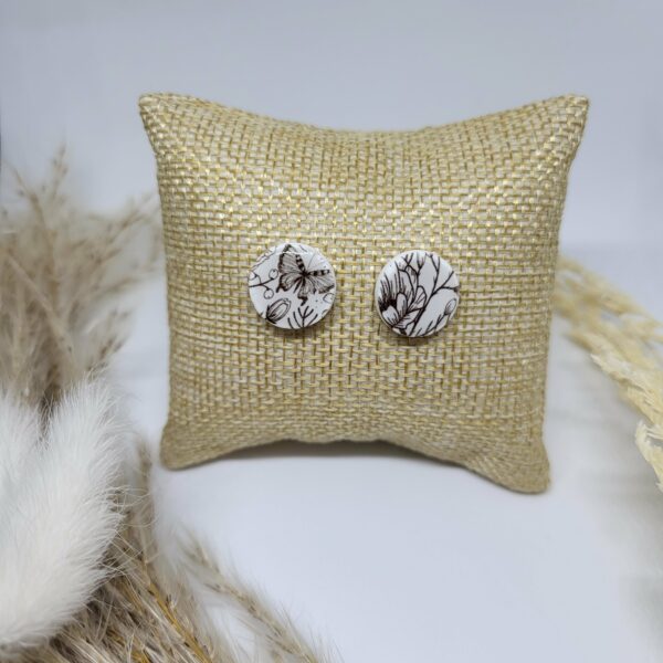 image de boucles d oreilles puce chloe de atelier preciosa alba