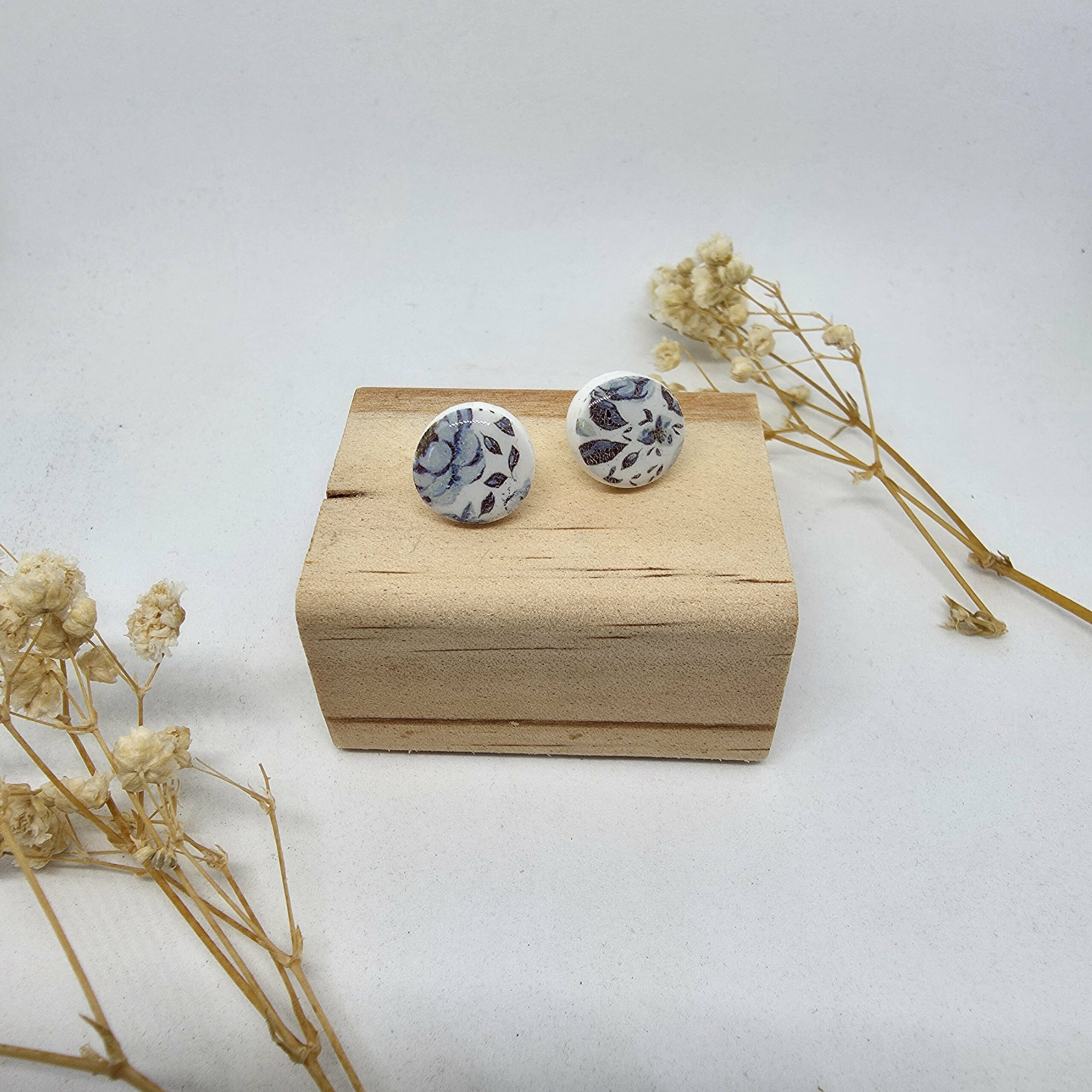 Puces d'oreilles Éloïse