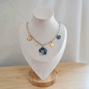 Collier charms Topaze Bleu