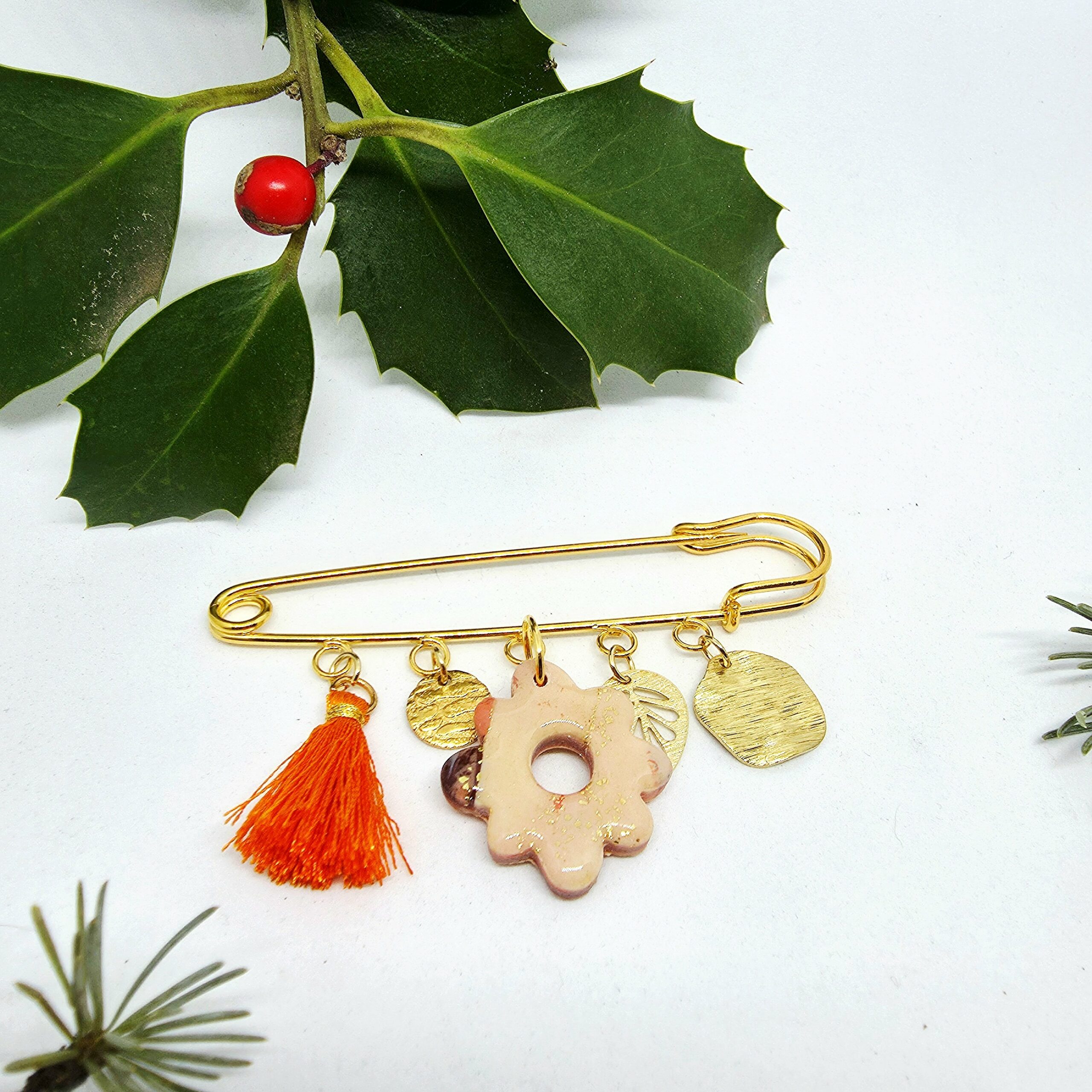 Broche à charms Aube dorée – Image 2