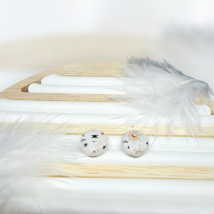 Puces d'oreilles Céleste – Éclat Mystique & Discrétion